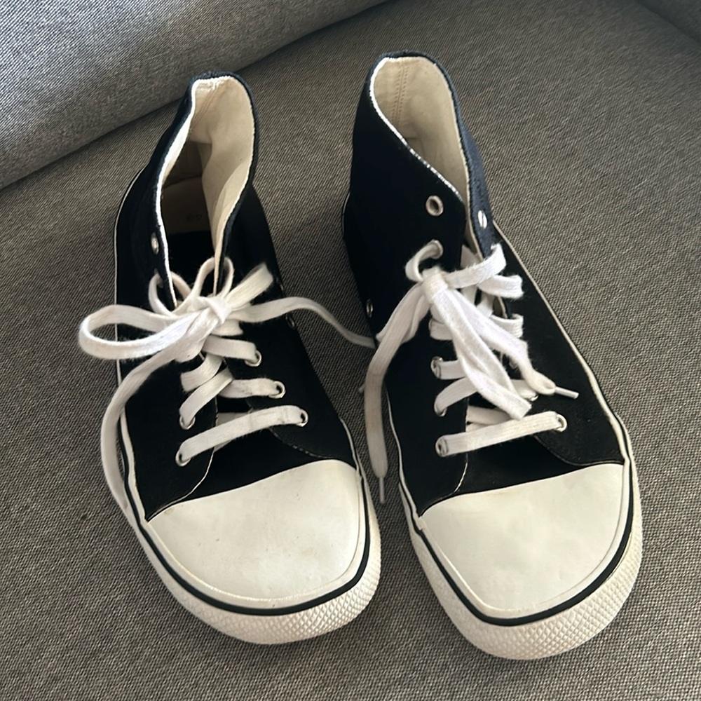 Bohempia Barefoot shoes